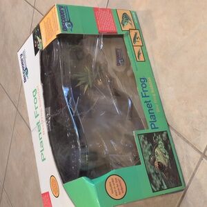Discovery Channel Planet Frog -Live Frog Habitat For Pet Frogs NIB